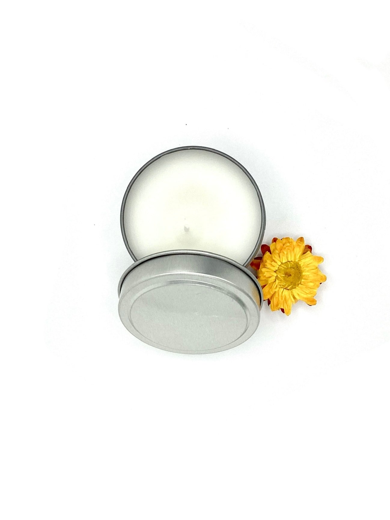 Abela Artisan Honeysuckle & Jasmine Scented Candle – 4 oz Travel Tin
