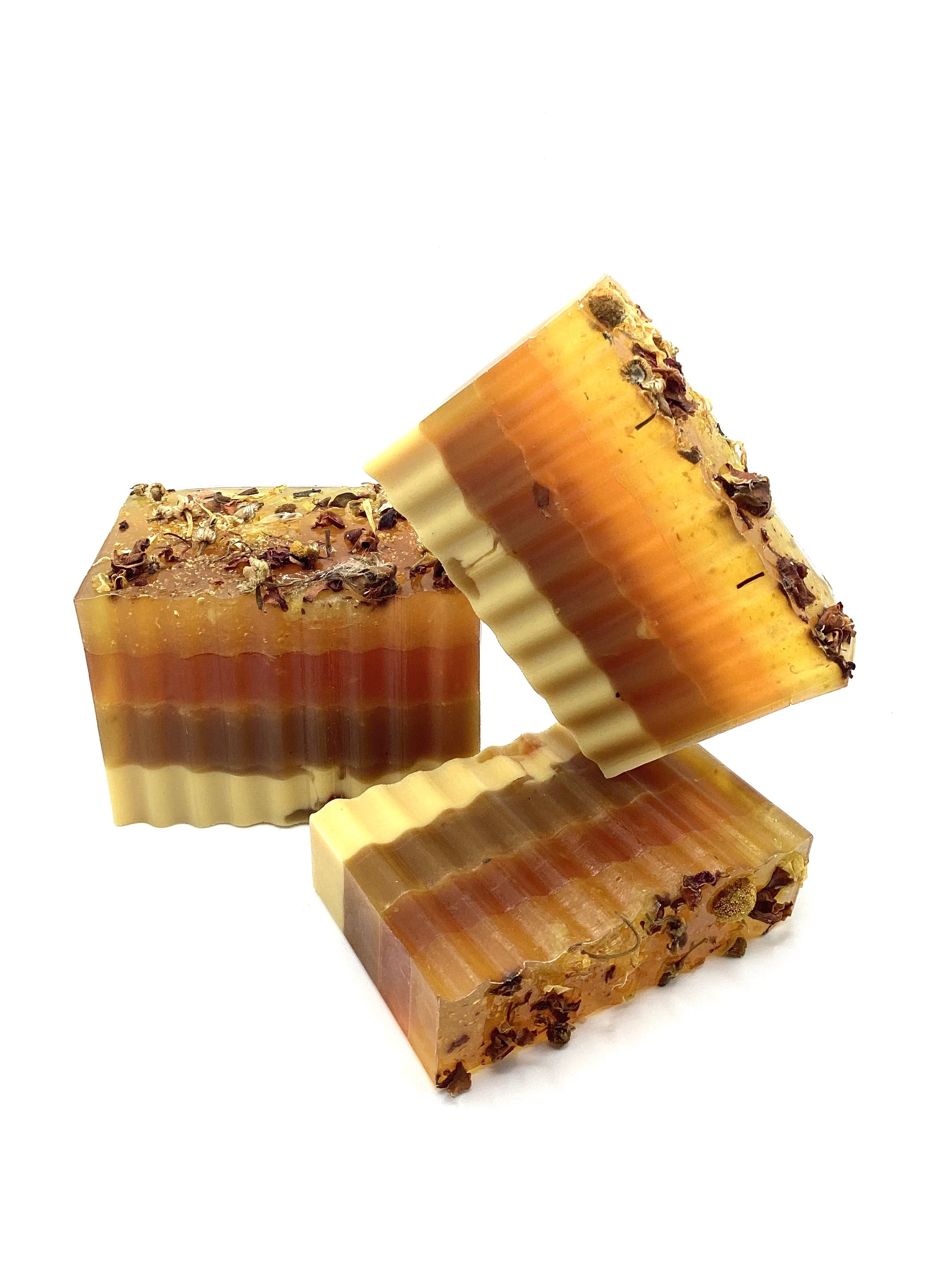 Abela Artisan “ ORANGE TURMERIC TONE” -Honey Healing Soap Bar 5 Oz -141 g