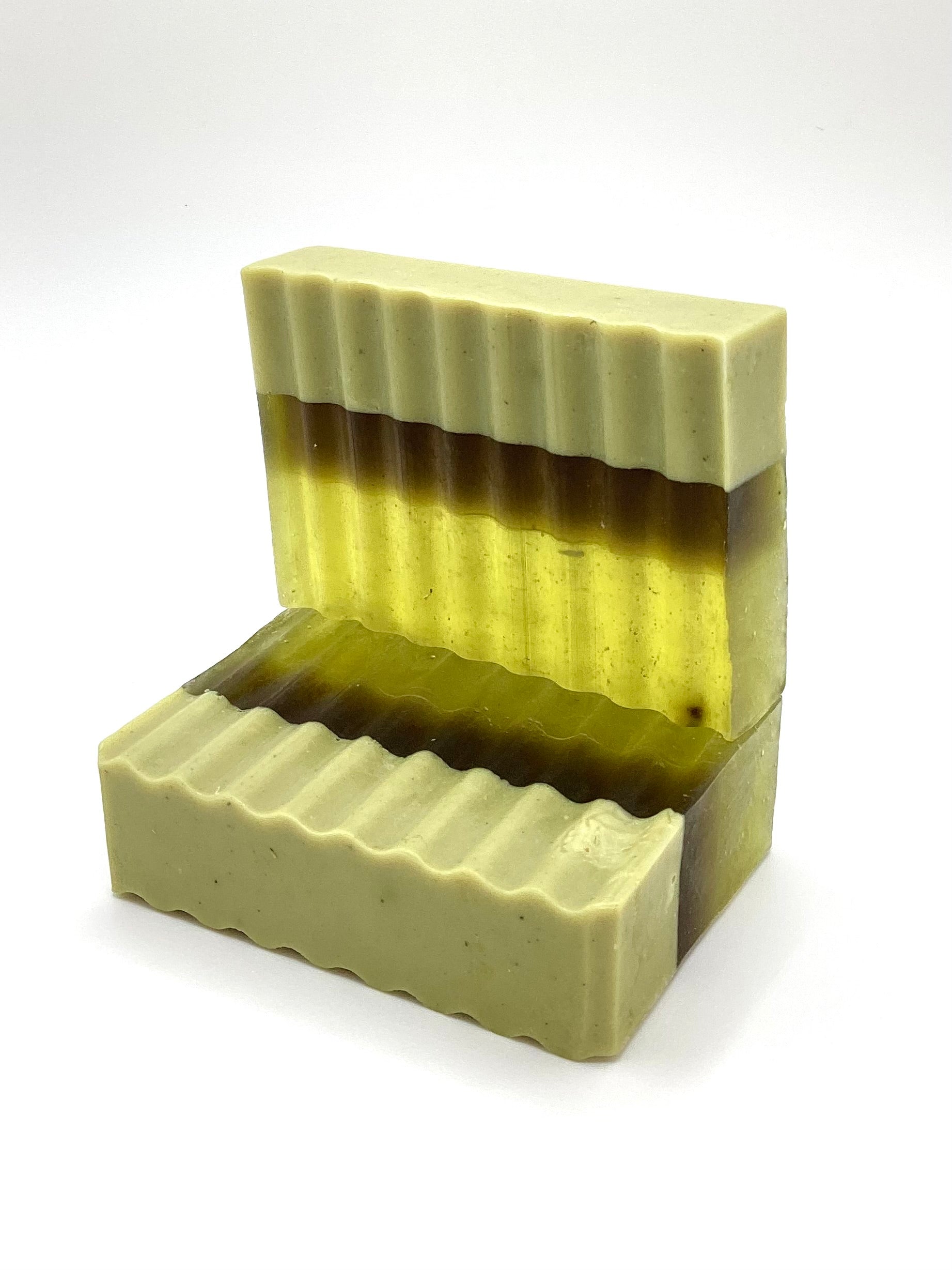 Abela Artisan “MORINGA TEA TREE CLAY”  Wellness Soap Bar 5 oz-141g