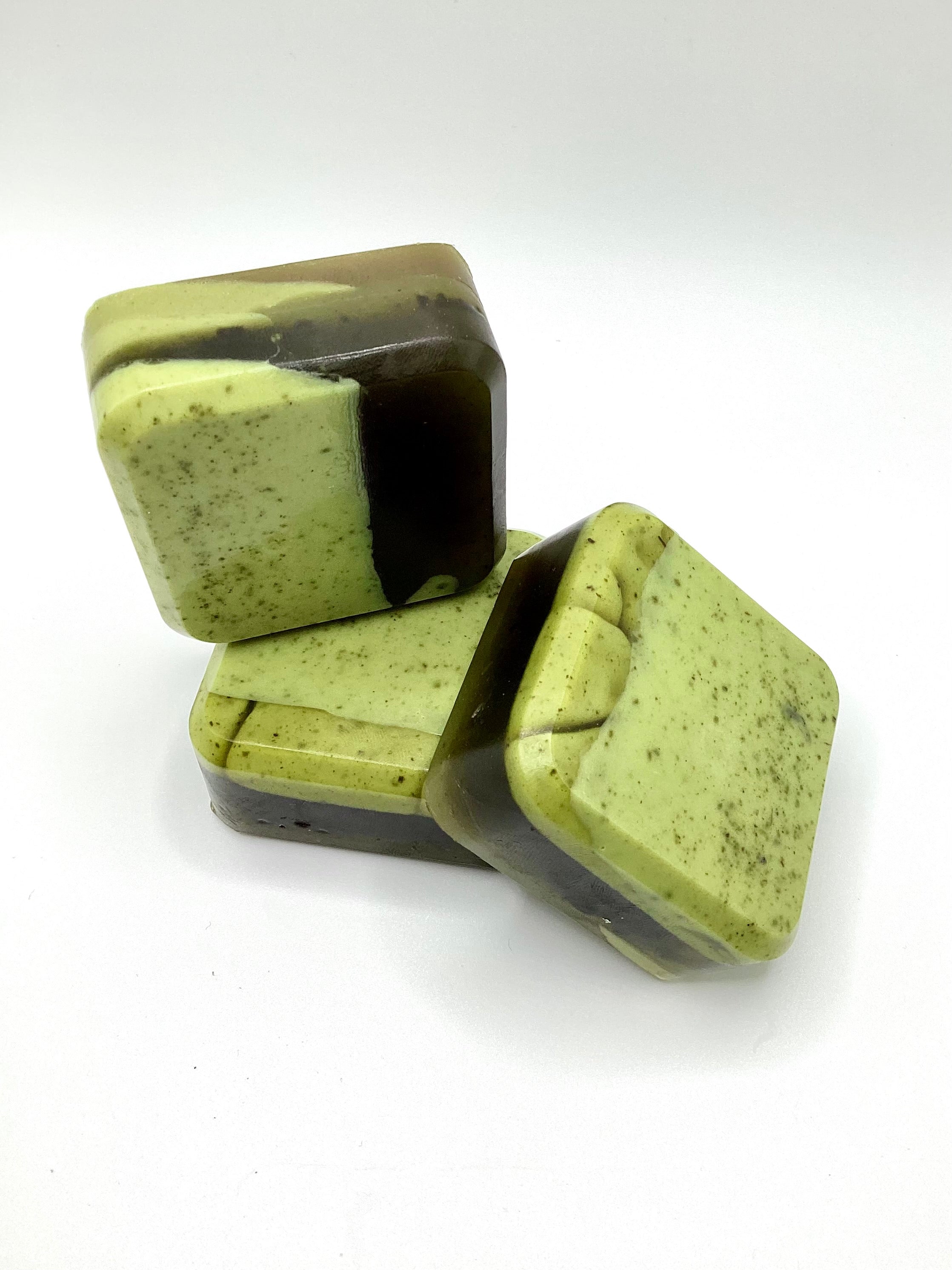 Abela Artisan “MINI LUXE MORINGA CLAY-TEA TREE” Wellness Soap 2”x2”, 3oz- 84g.