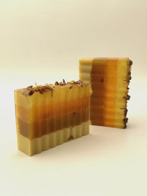 Artisan Orange Turmeric Tone - Honey Healing Soap Bar 5 oz - 141 g.